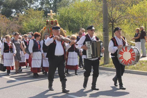 XVI Świętokrzyskie Dożynki Wójewódzkie - Źródło: WDK