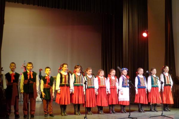 Dziecięca Estrada Folkloru - Kielce 2016 - Źródło: DDK