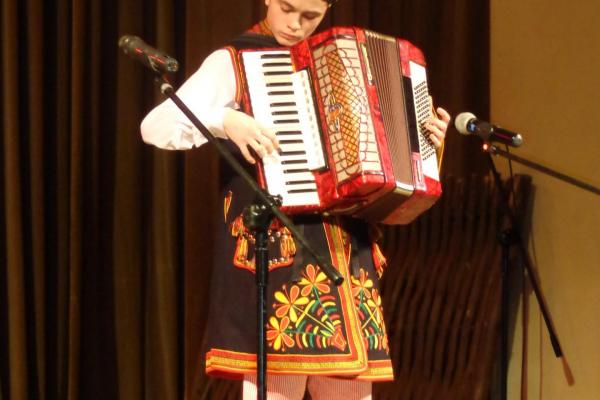 Dziecięca Estrada Folkloru - Kielce 2016 - Źródło: DDK