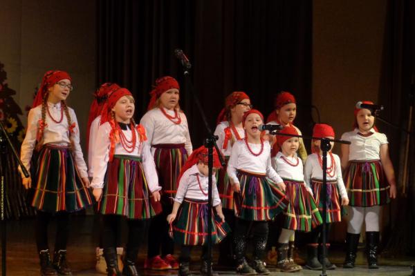 Dziecięca Estrada Folkloru - Kielce 2016 - Źródło: DDK