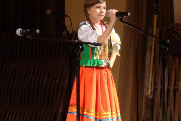 Dziecięca Estrada Folkloru - Kielce 2016 - Źródło: DDK