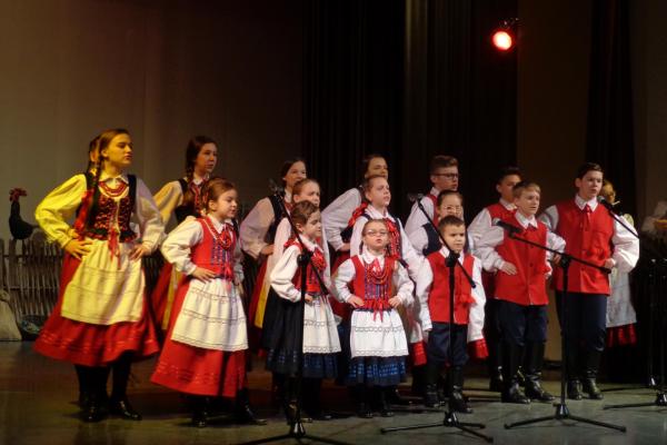 Dziecięca Estrada Folkloru - Kielce 2016 - Źródło: DDK