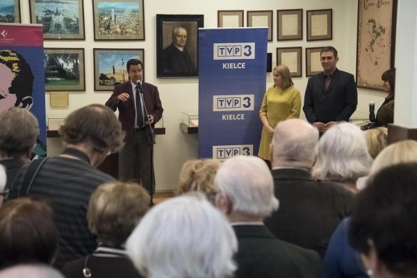 Wernisaż w Muzeum Lat Szkolnych Stefana Żeromskiego - Fot. Małgorzata Chmiel