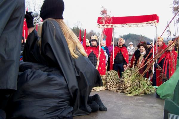 Pierwszy grzech – wąż kusi Ewę - foto Krzysztof Herod