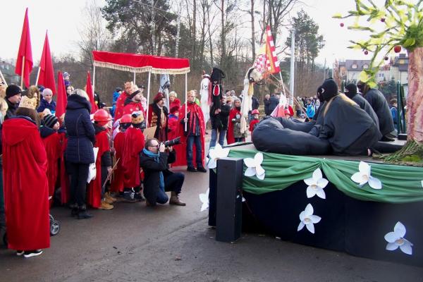 Pierwszy grzech – wąż kusi Ewę - foto Krzysztof Herod