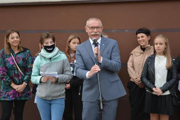 Kim był Władysław Malecki - odsłonięcie tablicy i muralu - foto Krzysztof Herod