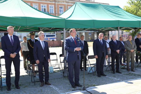 Kadrówka wchodzi do Kielc - foto Radosław Wojcieszek