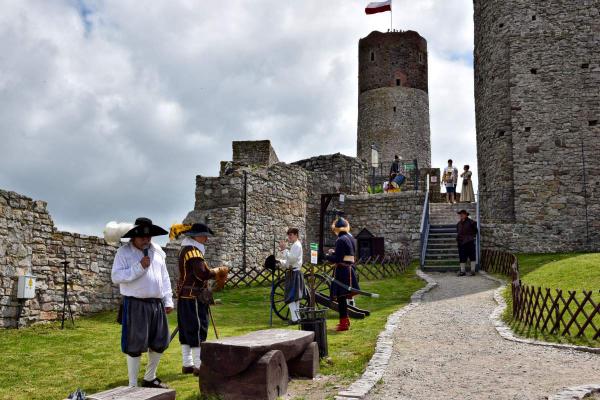 Długi weekend na Zamku w Chęcinach - foto Zamek Królewski w Chcinach