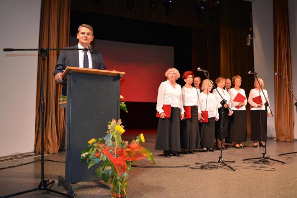 Inauguracja roku akademickiego Świętokrzyskiego Uniwersytetu III Wieku