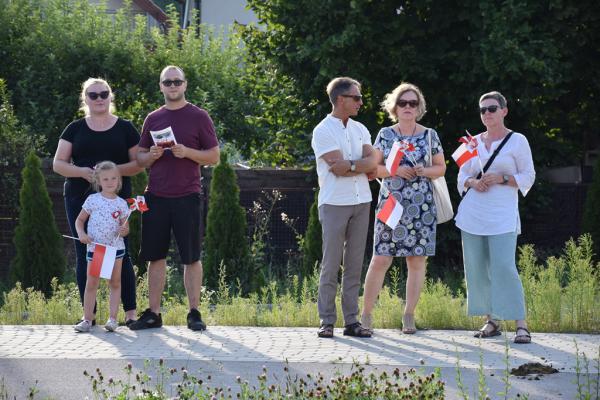 Odsłonięcie muralu HONOR OJCZYZNY JEST W RĘKU ARMII w Kielcach - foto Krzysztof Herod