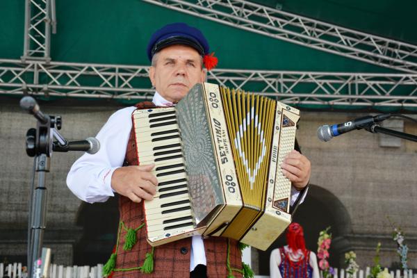 Koncert Laureatów 45. Buskich Spotkań z Folklorem w WDK - foto Krzysztof Herod