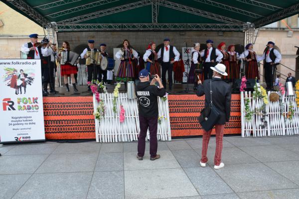 Koncert Laureatów 45. Buskich Spotkań z Folklorem w WDK - foto Krzysztof Herod