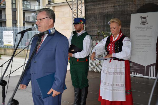 Zwycięzcy 45. Buskich Spotkań Folklorem - foto Krzysztof Herod