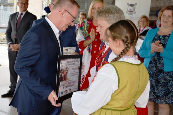 Zwycięzcy 45. Buskich Spotkań Folklorem - foto Krzysztof Herod