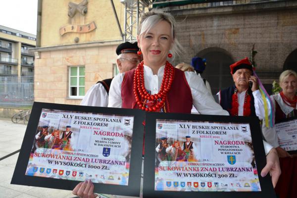 Zwycięzcy 45. Buskich Spotkań Folklorem - foto Krzysztof Herod