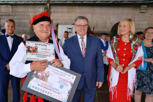 Zwycięzcy 45. Buskich Spotkań Folklorem - foto Krzysztof Herod