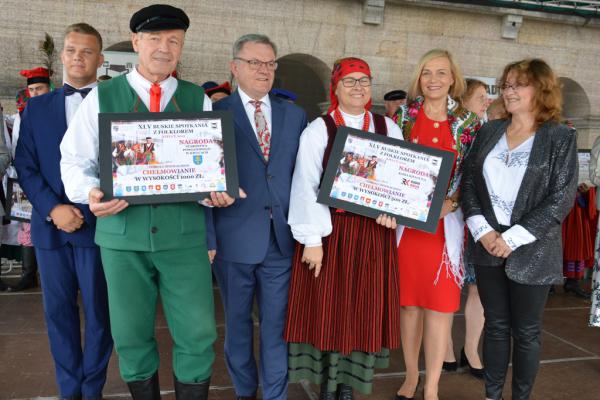 Zwycięzcy 45. Buskich Spotkań Folklorem - foto Krzysztof Herod