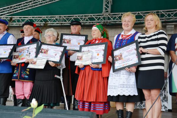 Zwycięzcy 45. Buskich Spotkań Folklorem - foto Krzysztof Herod