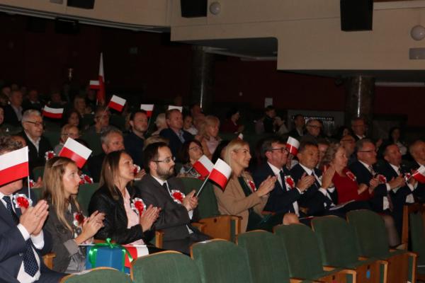 Koncert Ku czci walczących. Lech Makowiecki patriotycznie w WDK