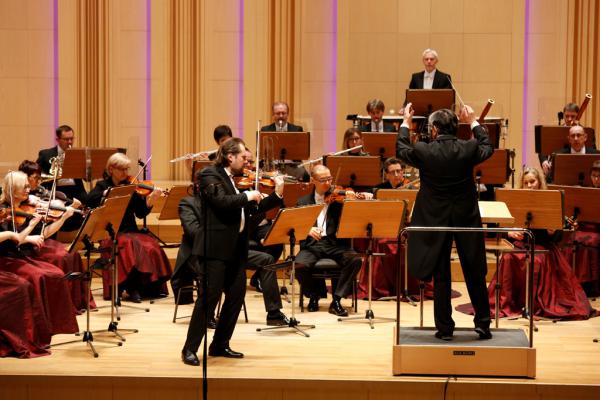 Orkiestra Symfoniczna Filharmonii Świętokrzyskiej - foto Wiktor Deredas