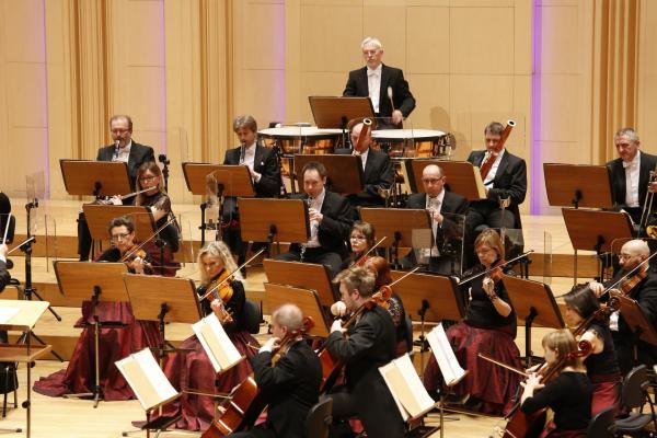 Orkiestra Symfoniczna Filharmonii Świętokrzyskiej - foto Wiktor Deredas