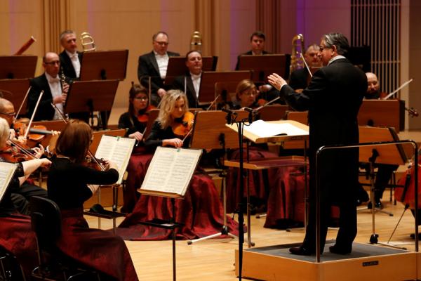 Orkiestra Symfoniczna Filharmonii Świętokrzyskiej - foto Wiktor Deredas