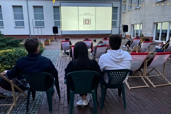 Kino Fenomen na leżakach - Fot. Robert Kaleta