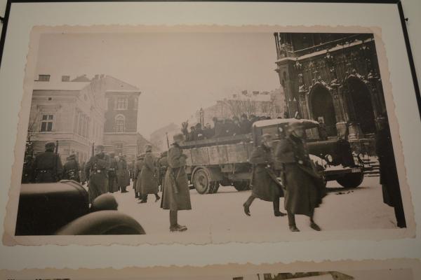 Wystawa fotografii Żydów polskich „I ciągle widzę ich twarze - Fot. Agnieszka Markiton