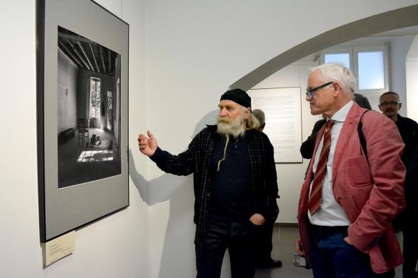 Wernisaź fotografii Mariusza Kubielasa  - fot. Małgorzata Chmiel