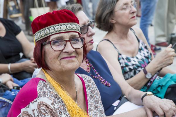 Wernisaż Kapelusze z głów! - Fot. Małgorzata Chmiel