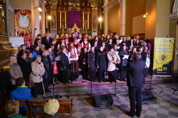 Festiwal Pieśni Wielkopostnych - Daleszyce 2015 r.