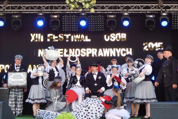 Zespół UŚMIECH zwycięzcą XIII Festiwalu Piosenki i Form Twórczych Osób Niepełnosprawnych w Podolanach