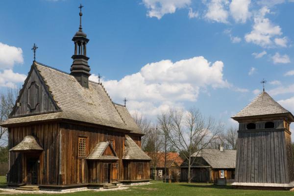 RODZINNA NIEDZIELA W SKANSENIE. NIEDZIELA Z KONSERWACJĄ ZABYTKÓW