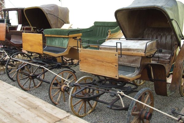 Muzeum Pojazdów Konnych Dworu i Wsi Kieleckiej  - Powóz , który Jan Worek odziedziczył po pradziadku. - fot. Z. Strojecki