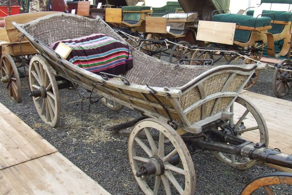 Muzeum Pojazdów Konnych Dworu i Wsi Kieleckiej - Bryka bałagulska polskiej szlachty z Wołynia i Podola. - fot. Z. Strojecki