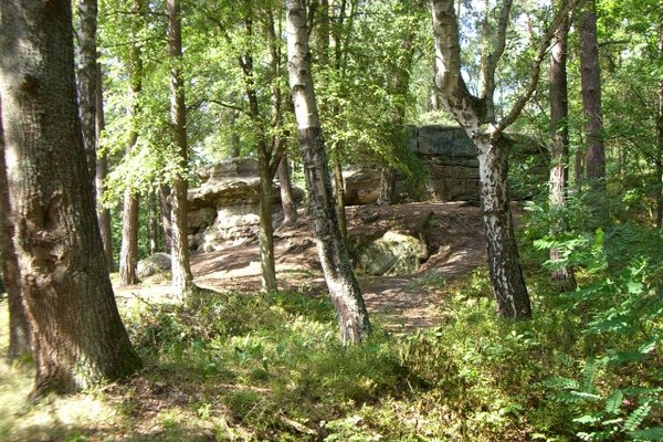 Sielpia i okolice - Skałki, z którymi związane są liczne legendy. Fot. Edyta Ruszkowska