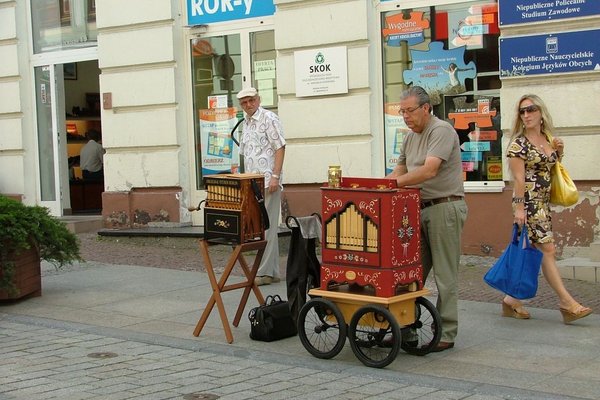 VI Międzynarodowy Festiwal Kataryniarzy - Katarynki to prawdziwe dzieła sztukiFot. J. Wrońska