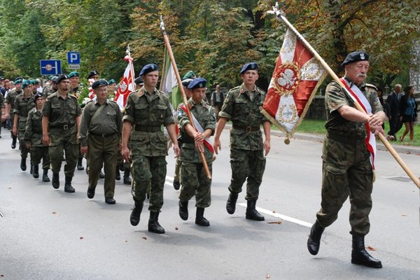 Kadrówka, komendant, Żydzi