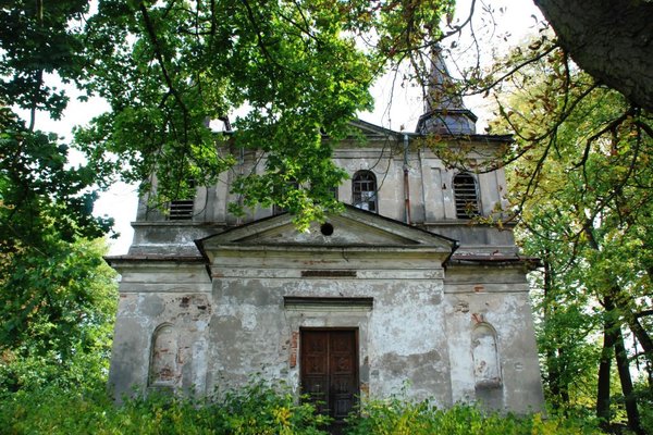 Kościół pw. św. Michała Archanioła z poł. XIX w. w Grzymałkowie - Fot. Barbara Jankowska-Piróg