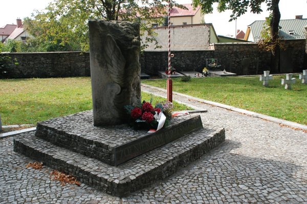 Pomnik żołnierzy Wojska Polskiego poległych w obronie Kielc we wrześniu 1939 r. - Fot. A. Markiton