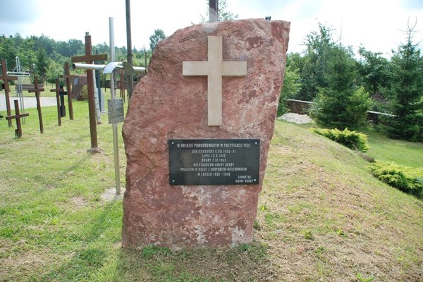 Mauzoleum Martyrologii Wsi Polskiej w Michniowie - Fot. A. Markiton