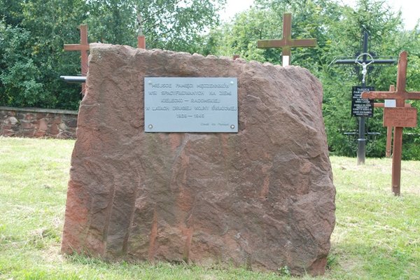 Mauzoleum Martyrologii Wsi Polskiej w Michniowie - Fot. A. Markiton