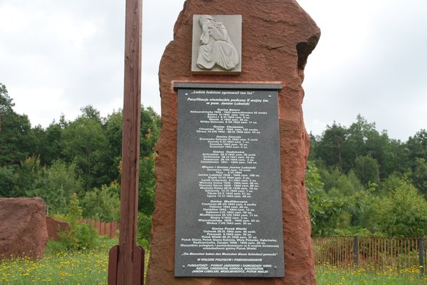 Mauzoleum Martyrologii Wsi Polskiej w Michniowie - Fot. A. Markiton