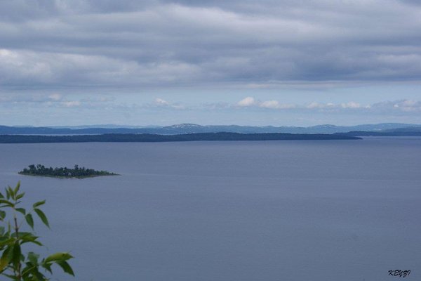 Manitoulin Island - Jezioro Mindemoya na wyspie Manitoulin. Fot. Krzysztof Zalecki