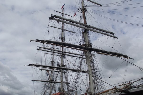 Od Helu po Świnoujście - Maszty żaglowca Stad Amsterdam
Fot. Agnieszka Markiton
