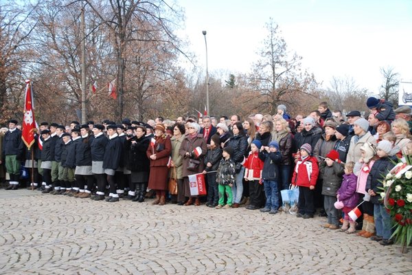 Obchody Narodowego Święta Niepodległości - Uroczystości pod Pomnikiem Czynu Legionowego
Fot. Agnieszka Markiton