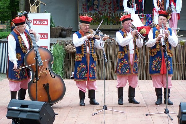 XXXVII Buskie Spotkania z Folklorem - Kapela BuskowianieFot. Krzysztof Herod