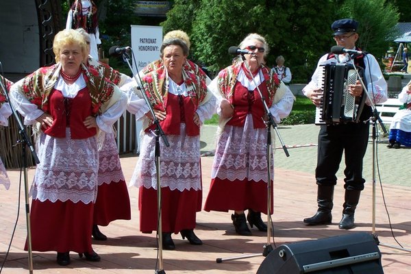 XXXVII Buskie Spotkania z Folklorem - Zespół Śpiewaczy MagoniankiFot. Krzysztof Herod