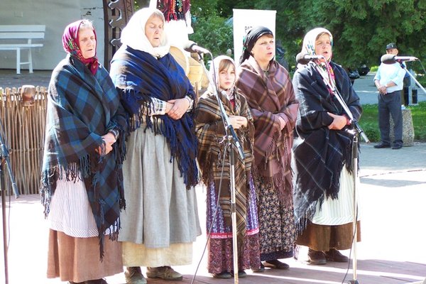 XXXVII Buskie Spotkania z Folklorem - Zespół Śpiewaczy LinowiankiFot. Krzysztof Herod