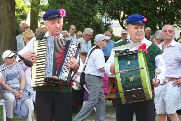 XXXVII Buskie Spotkania z Folklorem - Zespół Pieśni i Tańca GnieździskaFot. Krzysztof Herod